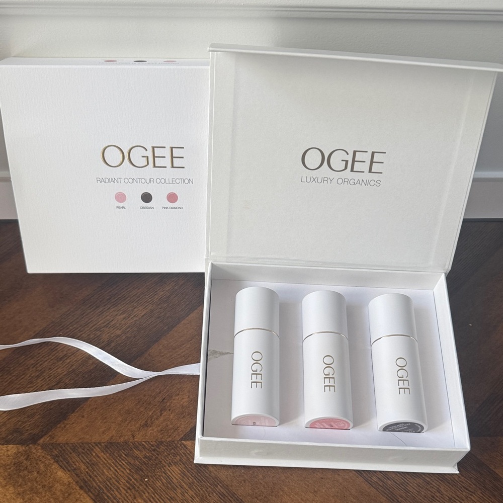 OGEE Luxury Organics Contour Set - Pink, Cream, Black